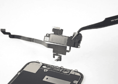 Originál Flex iPhone XR se sensorem reproduktorem a mikrofonem demont
